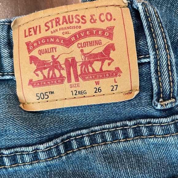 Kids Levi’s 505 size 12R (26Wx27L) - Picture 5 of 6